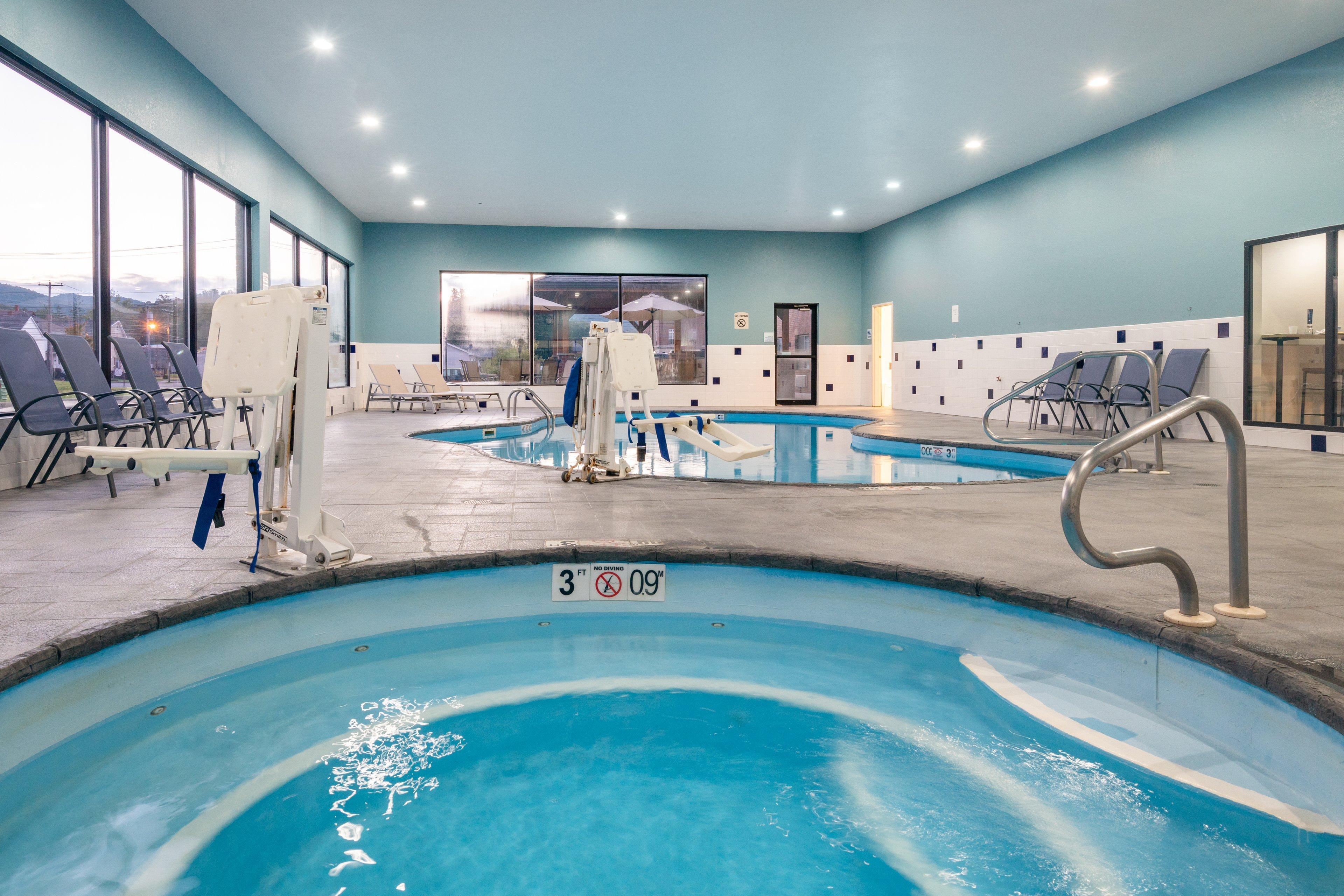 Holiday Inn Express Hotel & Suites Elkins By Ihg Εξωτερικό φωτογραφία